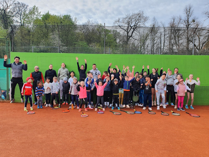 Oster-Tennis-Camp