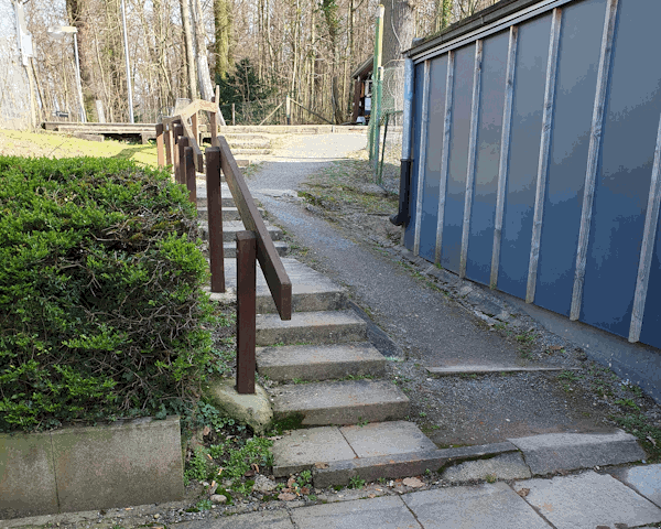 Die neue Treppe zum Boule-Platz entsteht