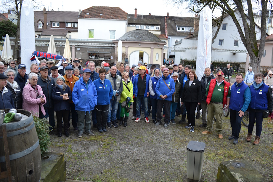 Ratskellergarten wird zum Bouleplatz