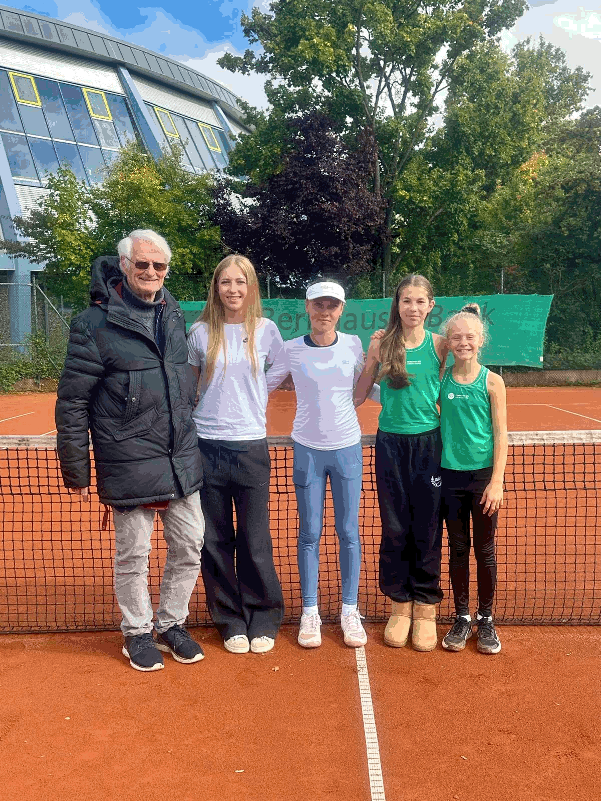 Juniorinnen U15: Wir sind Württembergischer Vizemannschaftmeister! Juniorinnen U15: Wir sind Württembergischer Vizemannschaftmeister!